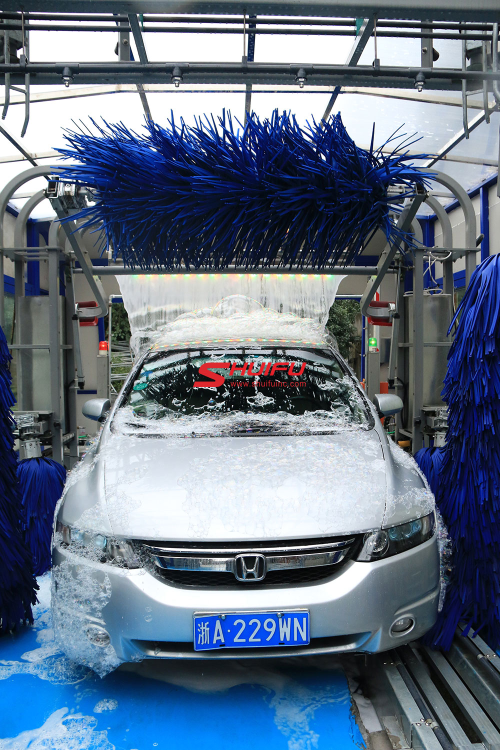 Touchless Car Wash Machine